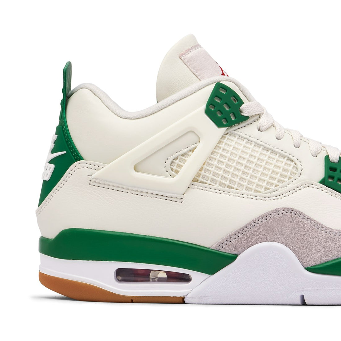 SB x AJ4 “Pine Green” – Premium Street Edition
